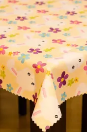 kolorowy-obrus-na-stol-wielkanocny-w-zajaczki-130-okragly