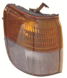 mitsubishi-pajero-montero-kierunkowskaz-przedni-p