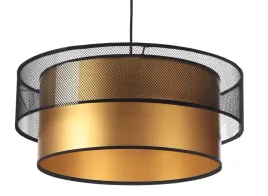 zlota-lampa-wiszaca-nad-stol-z-siatka-styl-glamour
