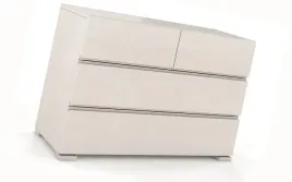 biala-komoda-z-litego-drewna-z-szufladami-sosnowa