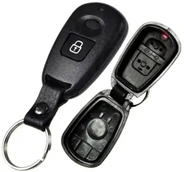 hyundai-santa-fe-matrix-atos-kluczyk-obudowa-bateria-na-plytce-2-przyciski