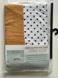 przescieradlo-oslonka-na-przewijak-dla-niemowlat-46x72cm-brazowe