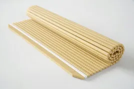 mata-makisu-do-rolowania-sushi-hasegawa-bezowy-250x165mm-prostokatny