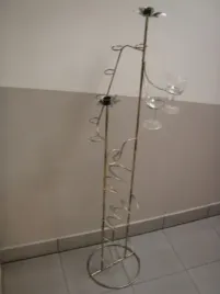 stojak-metalowy-na-butelki-i-kieliszki-6007