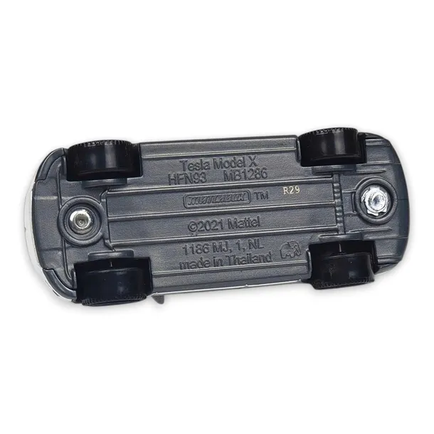 matchbox-tesla-model-x-luzak-marka-matchbox