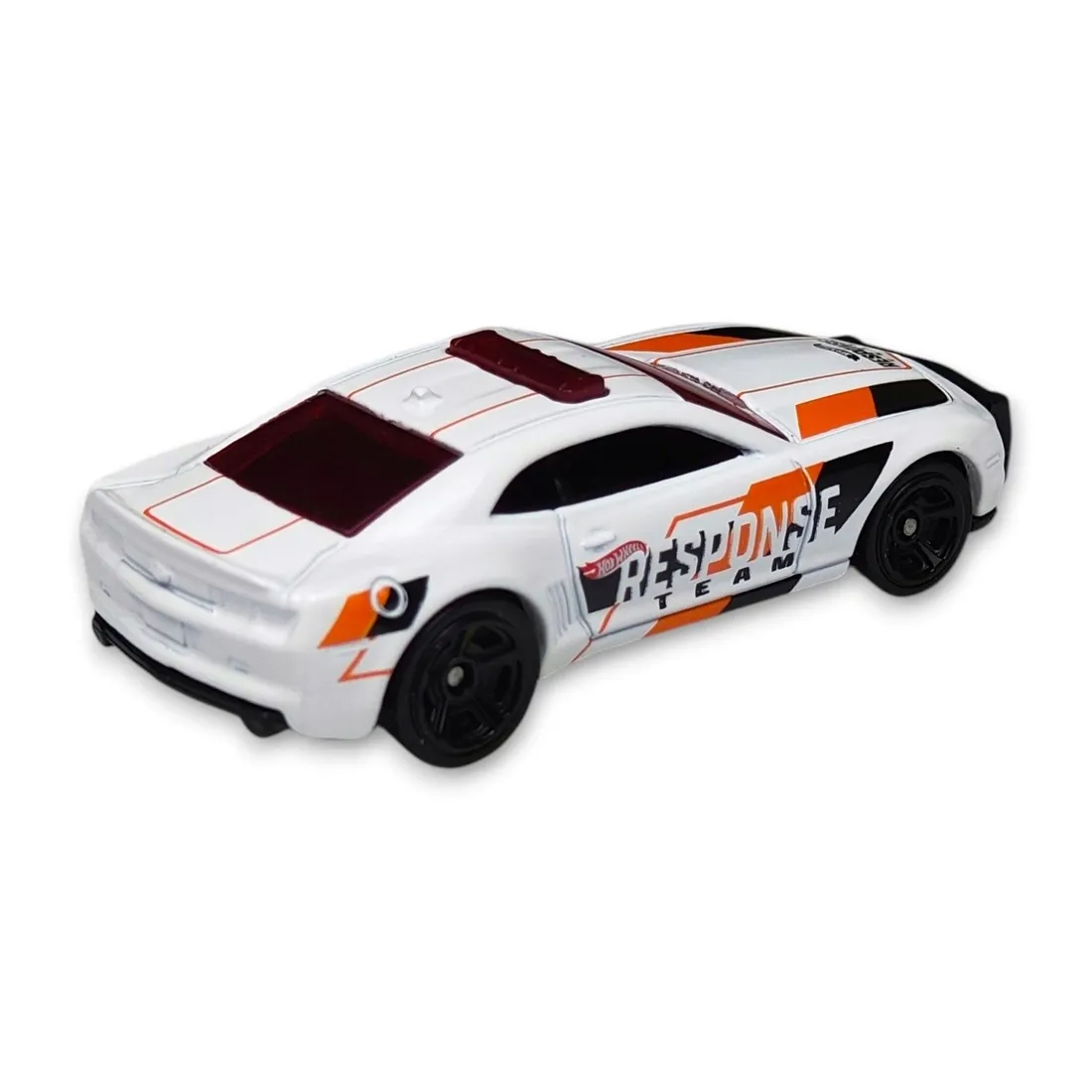 hot-wheels-10-camaro-ss-luzak