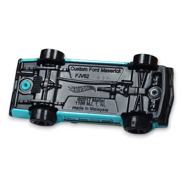 hot-wheels-custom-ford-maverick-luzak-marka-hot-wheels