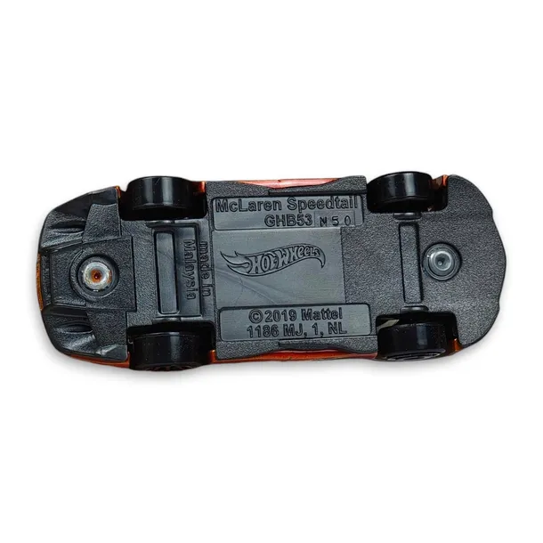 hot-wheels-mclaren-speedtail-luzak-marka-hot-wheels