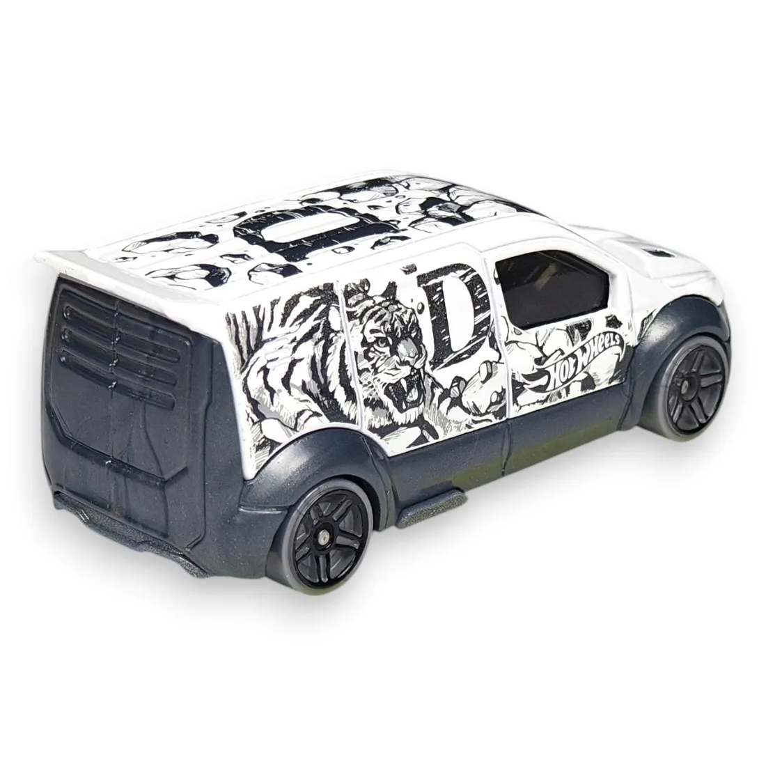 hot-wheels-ford-transit-connect-luzak