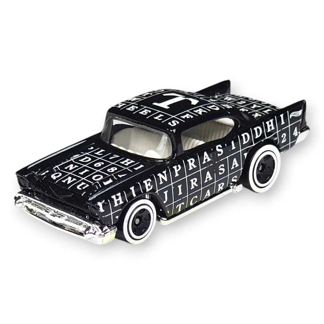 hot-wheels-57-chevy-luzak