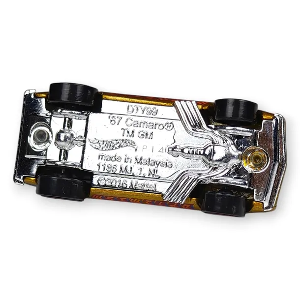 hot-wheels-67-camaro-luzak-bohater-brak