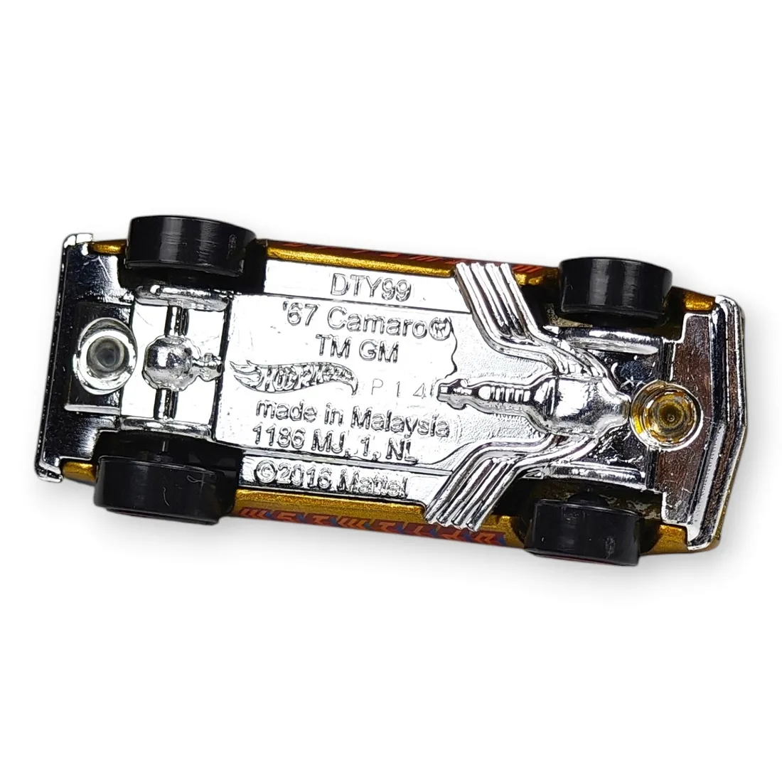 hot-wheels-67-camaro-luzak-stan-powystawowy