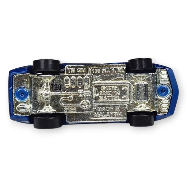 hot-wheels-corvette-stingray-luzak-marka-hot-wheels