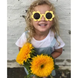 elle-porte-okulary-bellis-banana-split-3-10-lat