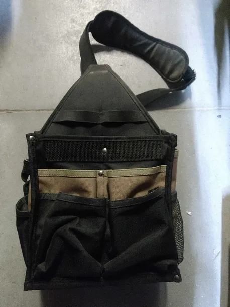 torba-narzedziowa-otwarta-toolpack-uszkodzony-nie