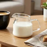 mlecznik-szklany-180-ml-stan-nowy