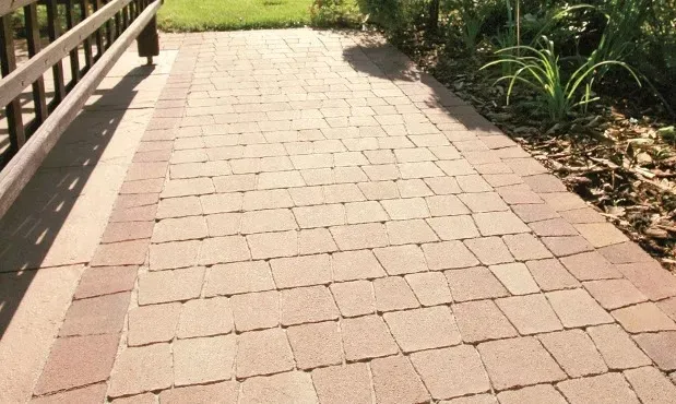 plyn-do-mycia-kostki-brukowej-z-bialych-sladow-5l-stan-nowy