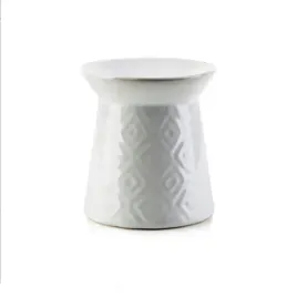 ceramiczny-kominek-zapachowy-na-olejek-bialy