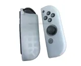 biale-silikonowe-etui-na-joy-con-nintendo-switch-stan-nowy-kod-producenta-kbr-games-e002