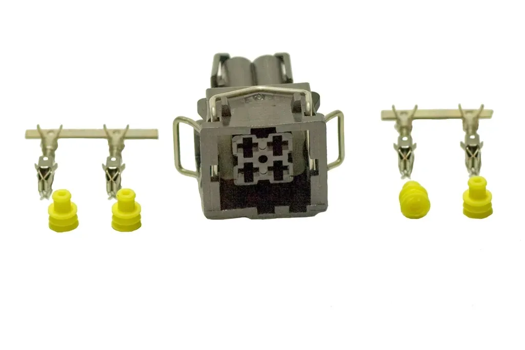 wtyczka-4-piny-2x2-styki-tyco