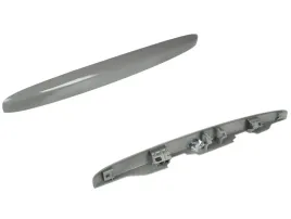 peugeot-partner-02-08-listwa-tylnej-klapy-bagaznika