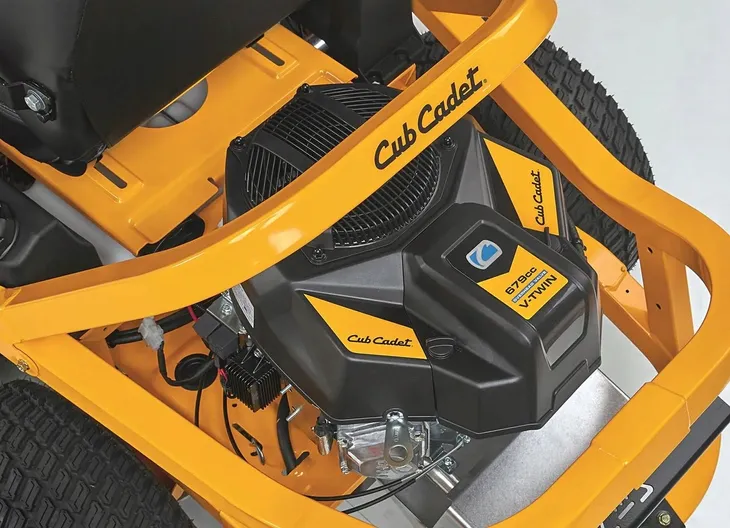traktor-cub-cadet-thorx-679cm3-107cm-zero-turn-2w1-waga-z-opakowaniem-280-kg