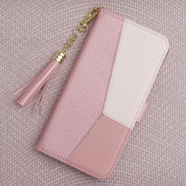 etui-charms-do-iphone-14-max-67-rozowe-stan-nowy
