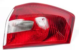 ford-kuga-08-13-lampa-tylna-prawa