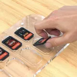 etui-organizer-na-karty-do-nintendo-switch-oled-micro-sd-magnes