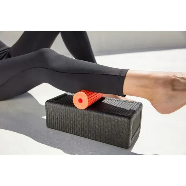 blackroll-mini-roller-waek-do-masau-yellow-15cm-srednica-5-5-cm