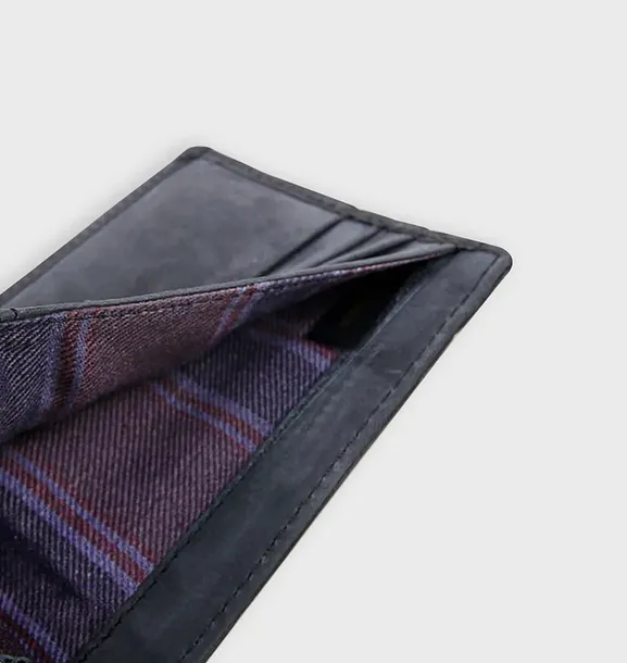 portfel-carhartt-saddle-leather-bifold-black-plec-mezczyzna
