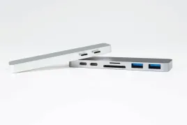 hyperdrive-thunderbolt-3-usb-c-hub-for-macbook-pro-silver