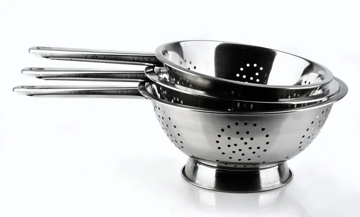 basic-kitchen-cedzak-z-raczka-28cm-cookini-stan-nowy