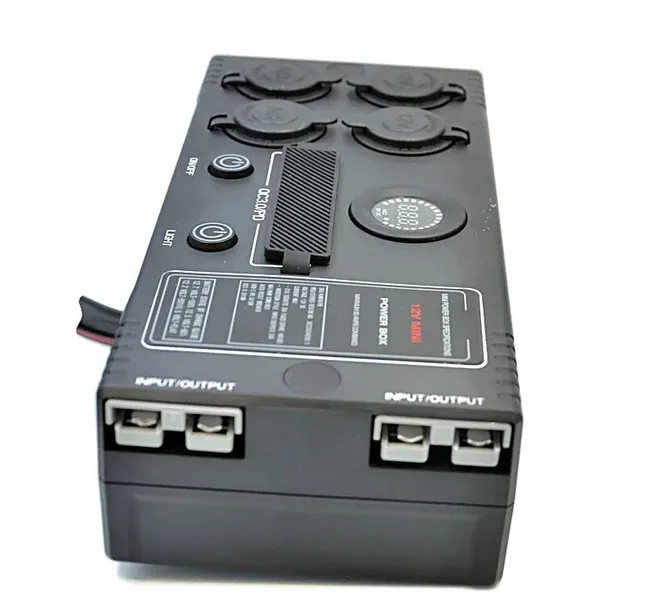 mini-power-box-12v-camper