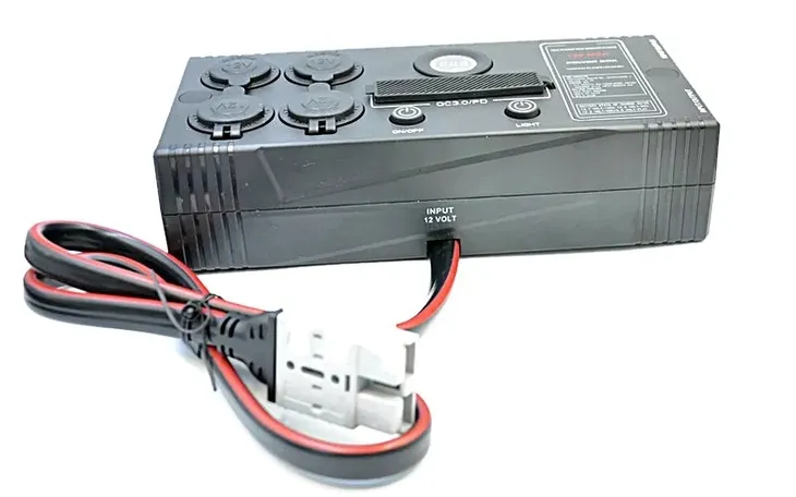 mini-power-box-12v-camper