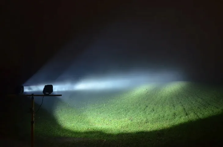 halogen-dalekosiezny-led-35wz-cover