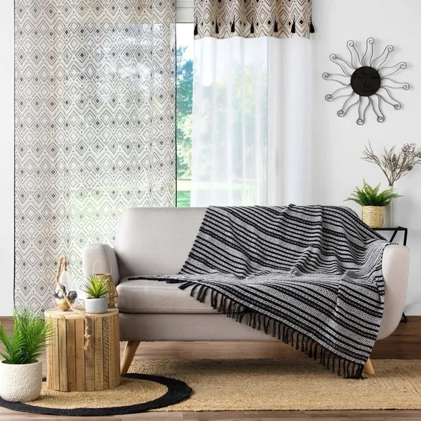 narzuta-pled-150x125-cm-kabuseru-stan-nowy-material-wykonania-inny