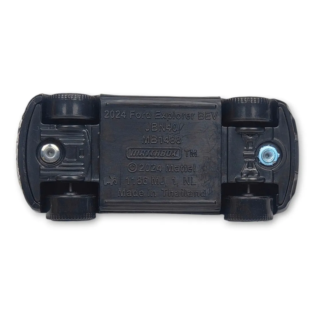 matchbox-2024-ford-explorer-bev-luzak-stan-powystawowy