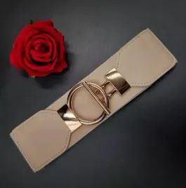 pasek-na-gumce-ozdobny-do-talii-bezowy-klamra-gift-shop-bs002450