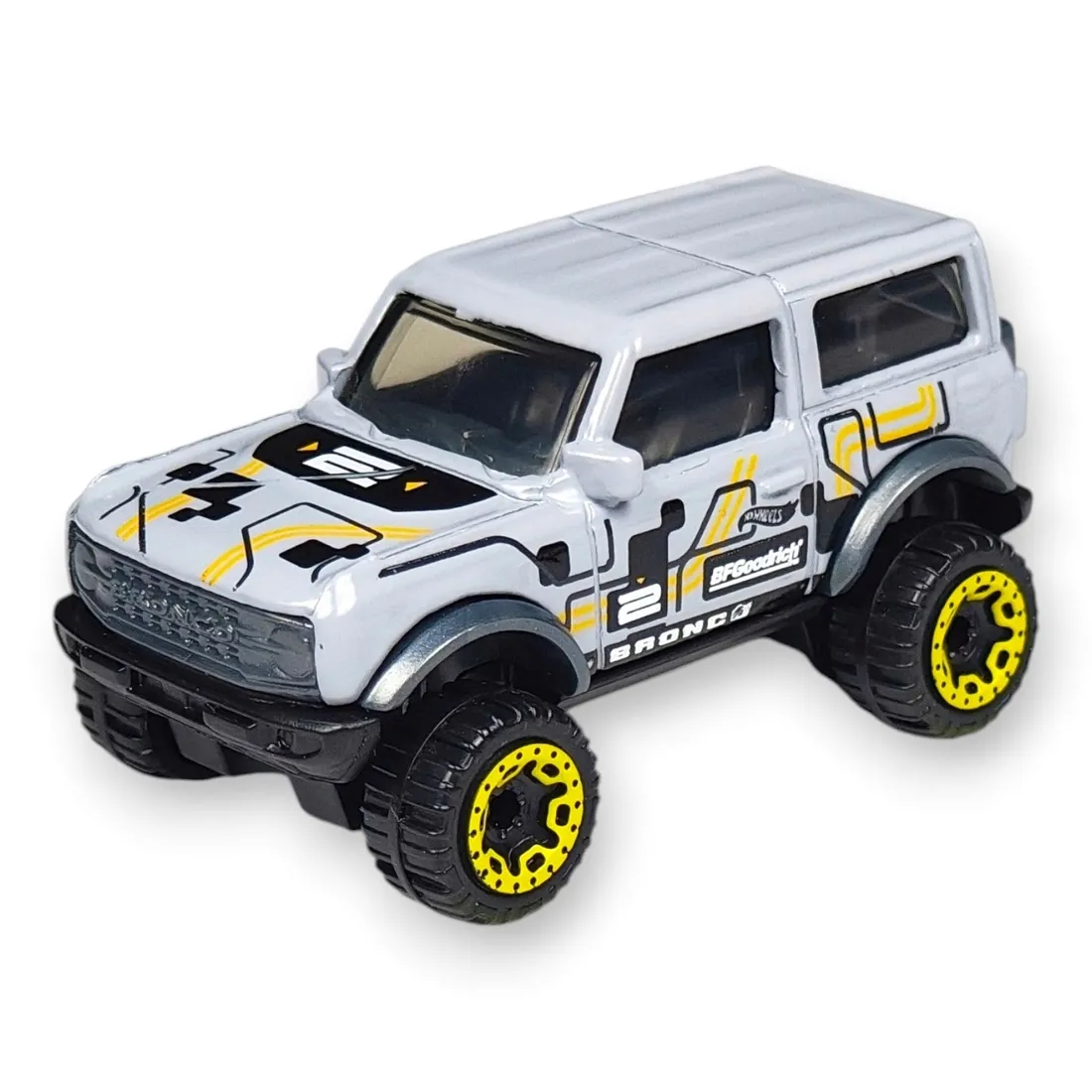 hot-wheels-21-ford-bronco-luzak