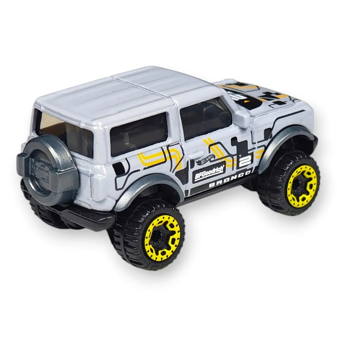 hot-wheels-21-ford-bronco-luzak
