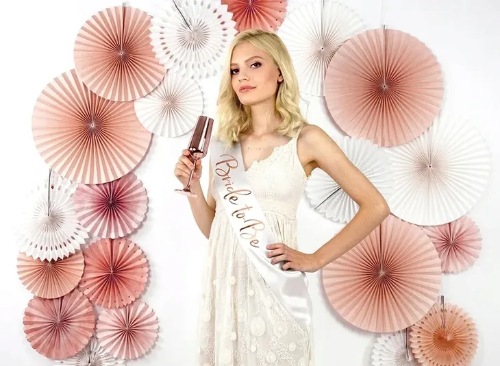 szarfa-bride-to-be-biala-75-cm-stan-nowy