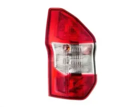 ford-tourneo-courier-14-lampa-tylna-lewa