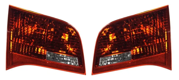 KOMPLET LAMP TYLNYCH AUDI A6 C6 KOMBI 2004-2008