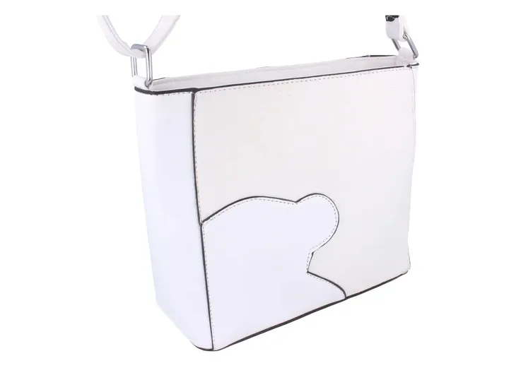torebka-damska-biala-material-dominujacy-inny