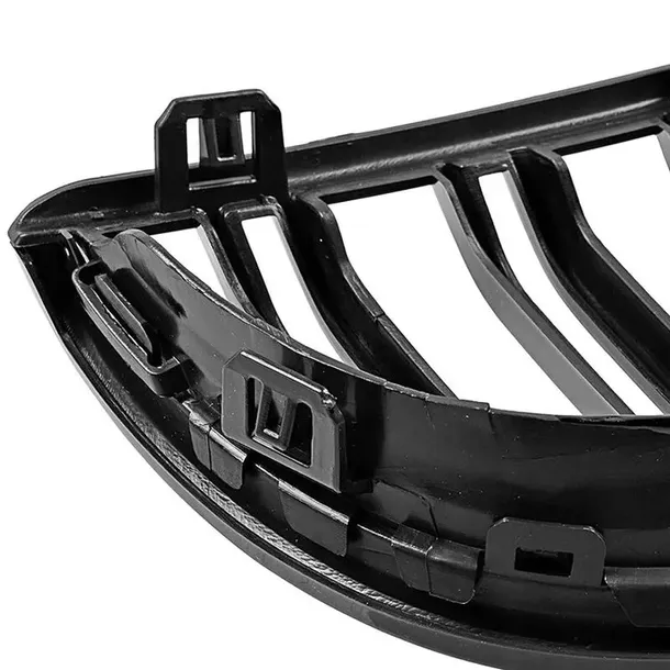 bmw-e90-e91-2005-2008-grill-nerki-m3-czarny-polysk-stan-nowy