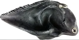 ceramiczna-popielniczka-w-ksztalcie-ucha