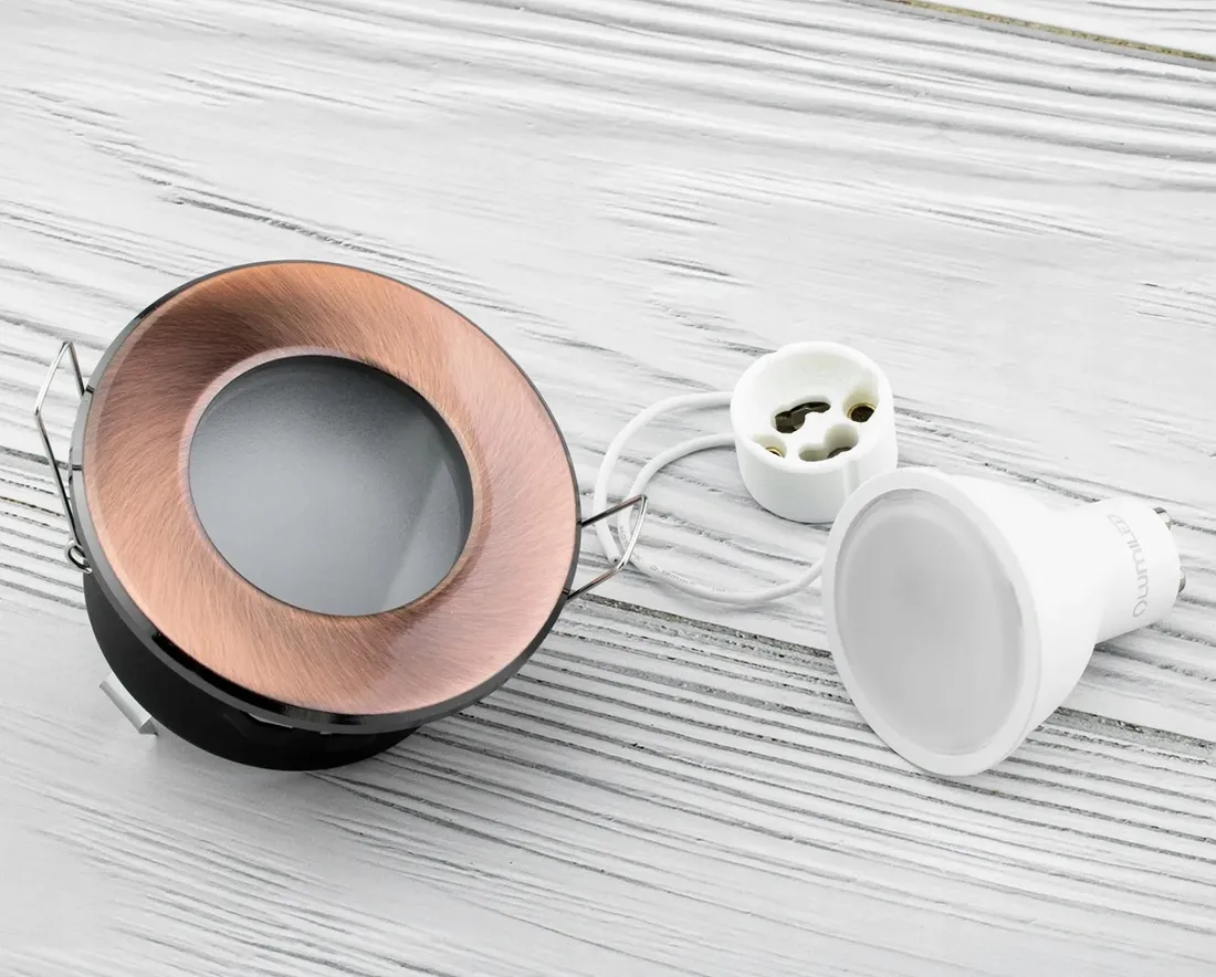 oprawa-halogenowa-hermetyczna-sufitowa-podbitka-zarowka-led-gu10-8w-stan-nowy