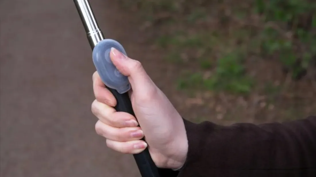 swissten-kijek-do-selfie-stick-bluetooth-z-pilotem