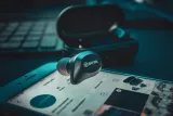sluchawki-bezprzewodowe-bluetooth-5-0-boya-by-ap1-mikrofon-tak
